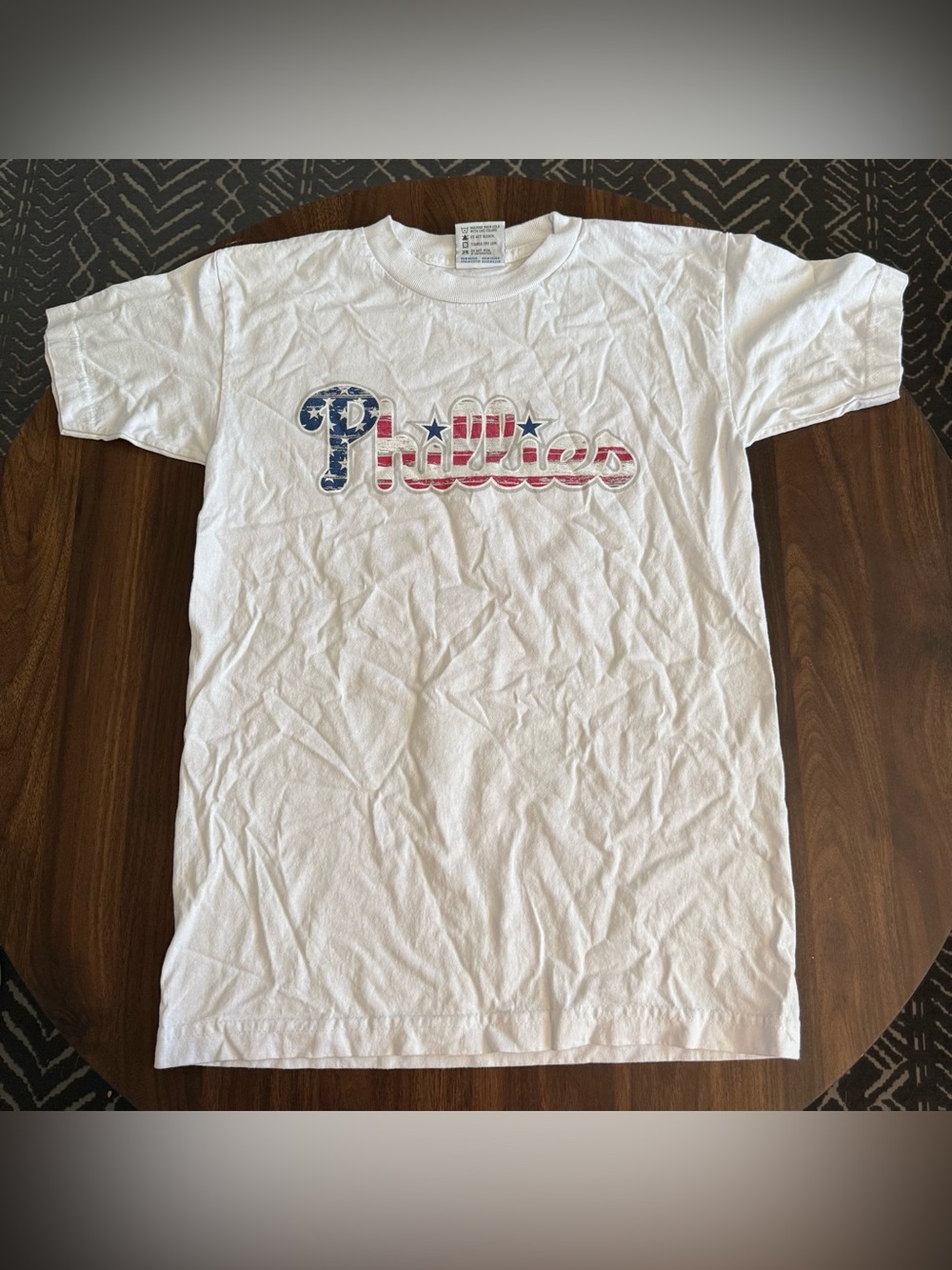 Philadelphia Phillies shirt
